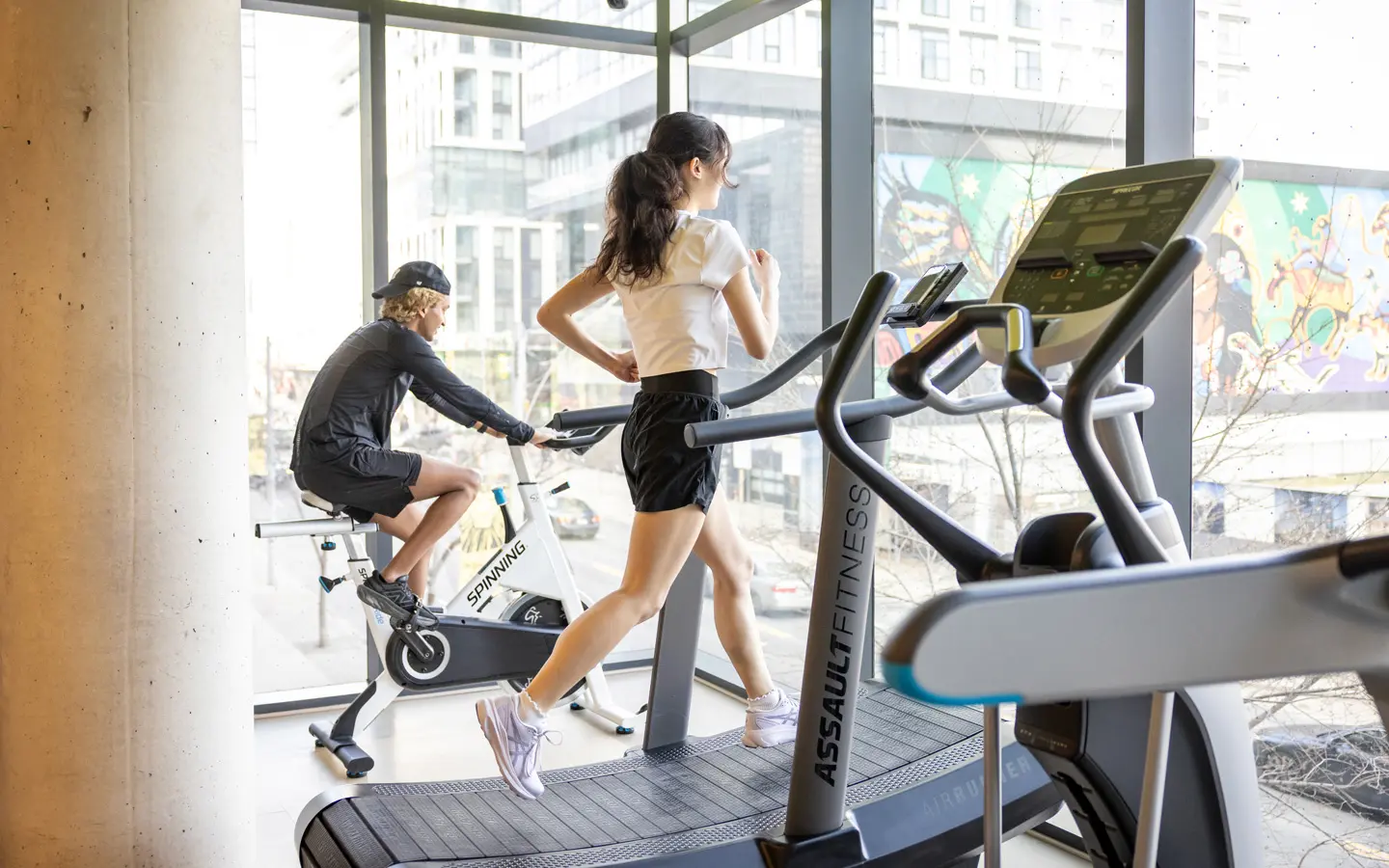 HOEM Toronto Student Apartments -Stay Active: 24-Hour Gym & Fitness Studio