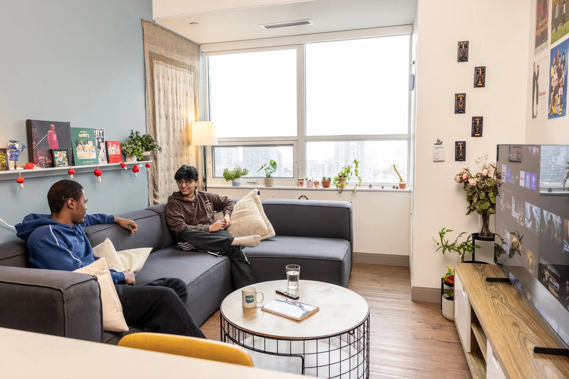 HOEM Toronto Student Apartments -January Move-In at HOEM