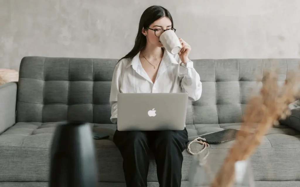 HOEM - How I juggle between 1 full-time job, 3 part-time jobs, and summer school