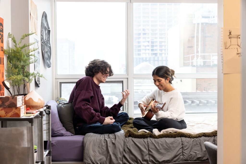 Teaching guitar in Toronto.